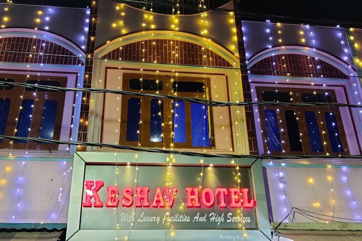 Keshav Hotel Farrukhabad Esterno foto